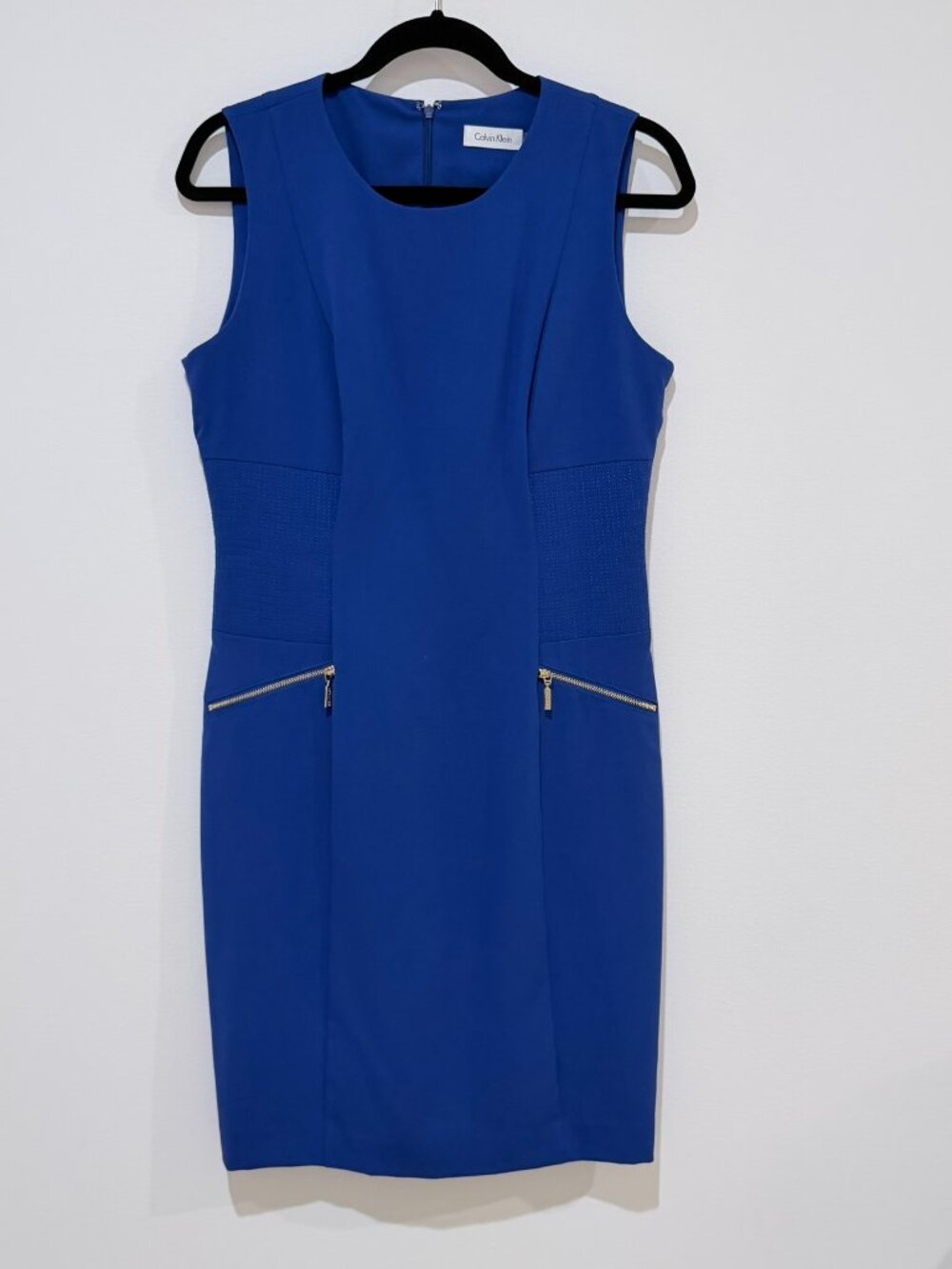 CALVIN KLEIN Royal Blue Sleeveless Sheath Dress with Gold Zipper Pockets Size 10